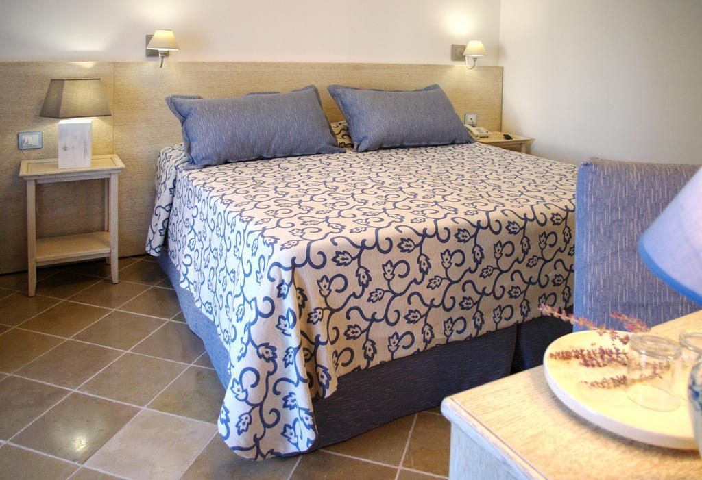 Masseria Torre Del Diamante Torre Canne Phòng bức ảnh